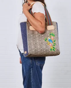 Totes^Consuela Wynn Classic Tote